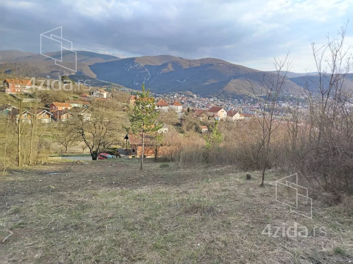 Građevinsko zemljište | 4zida