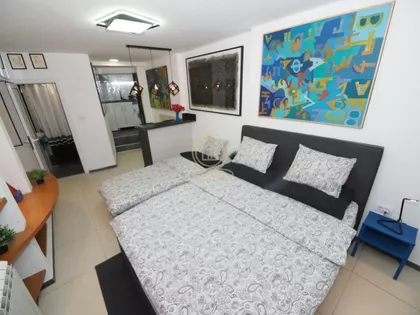 Marsala Birjuzova | 4zida.rs