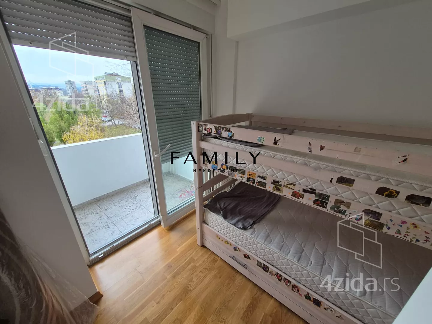 Dvoiposoban stan | 4zida