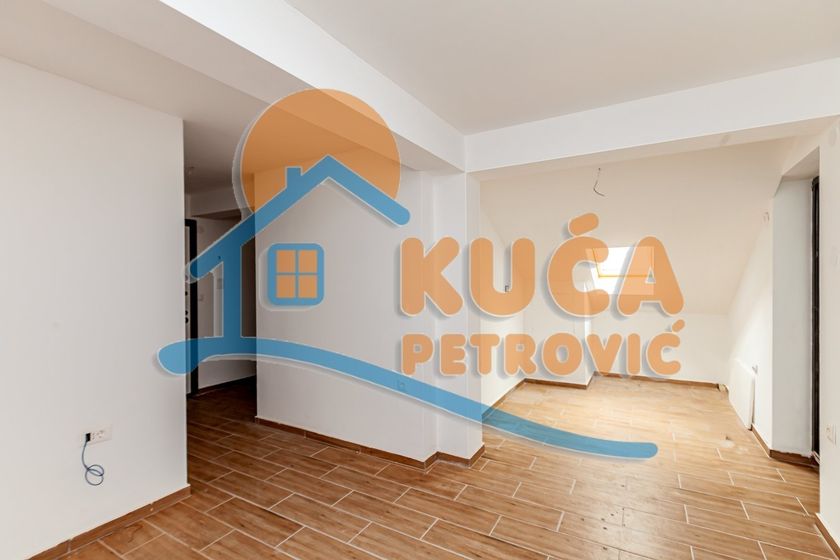 Jednoiposoban stan, Niš