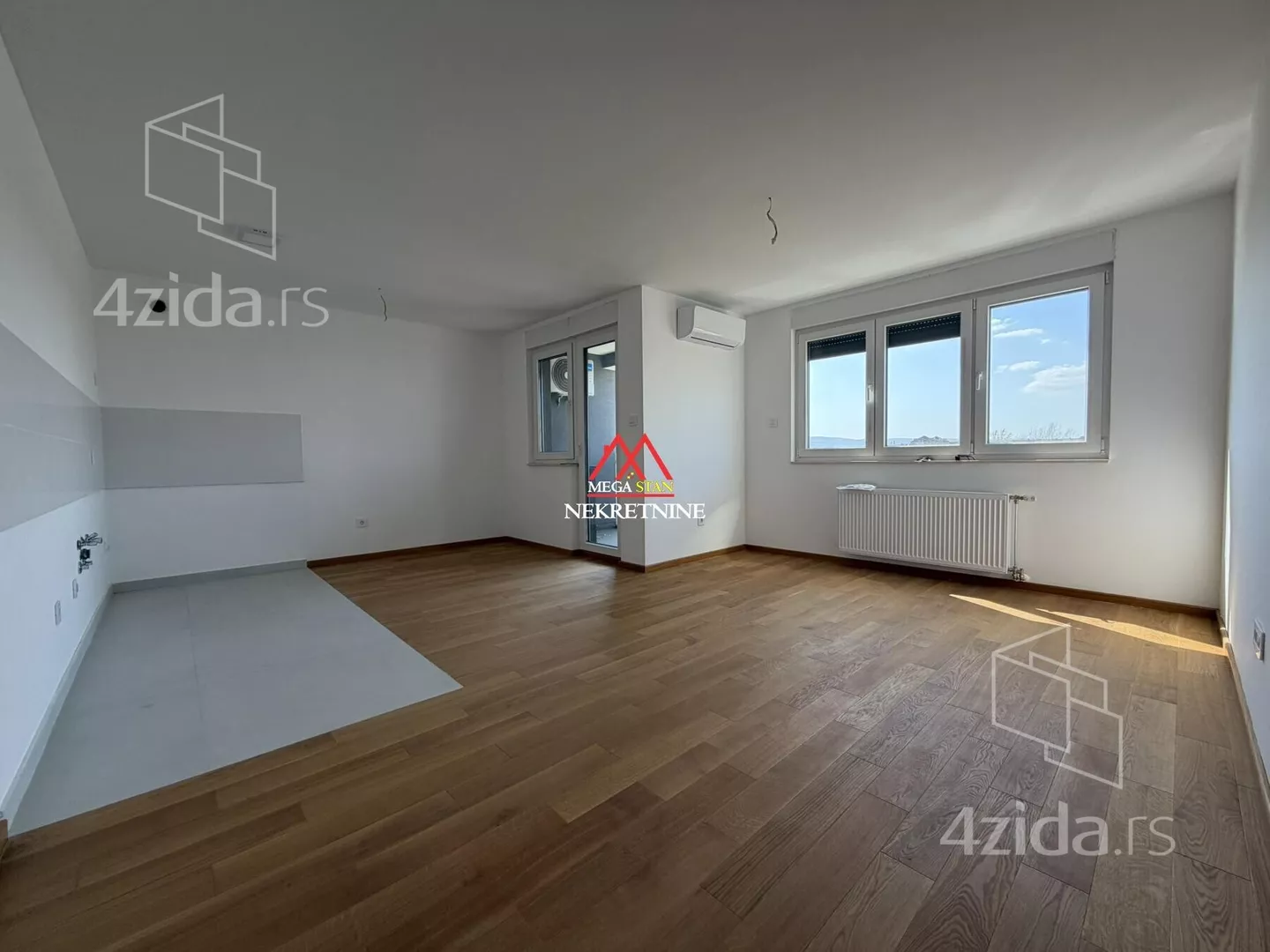 Dvoiposoban stan | 4zida