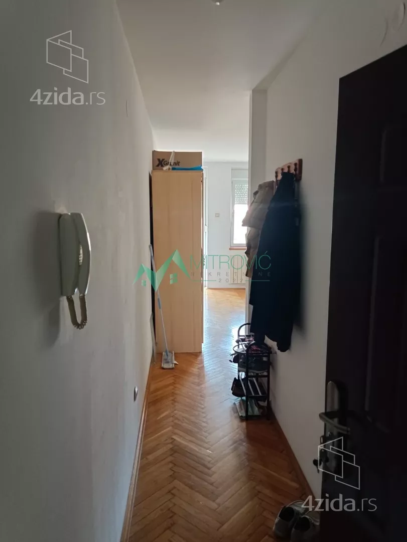 Garsonjera | 4zida