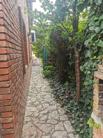 Višnjička Banja | 4zida.rs