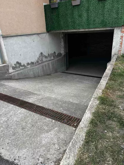 Adi Endrea | 4zida.rs