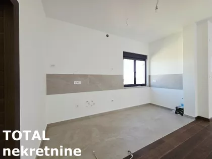 Sremska Kamenica | 4zida.rs