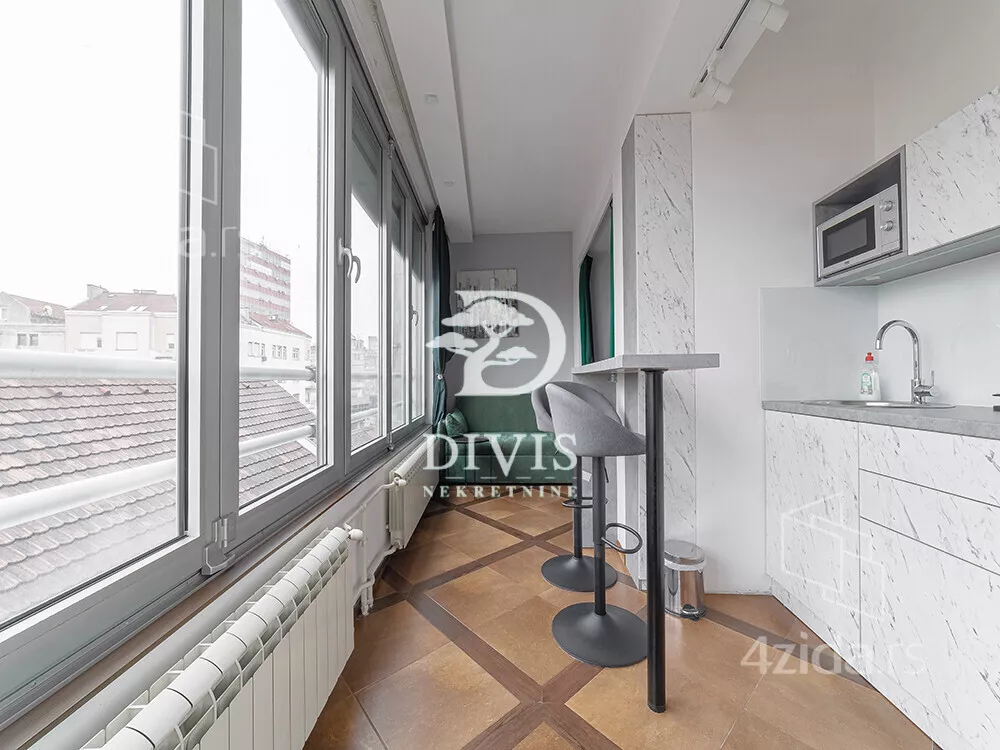 Petosoban stan | 4zida