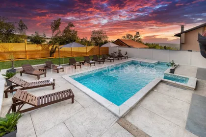 Velika Moštanica | 4zida.rs