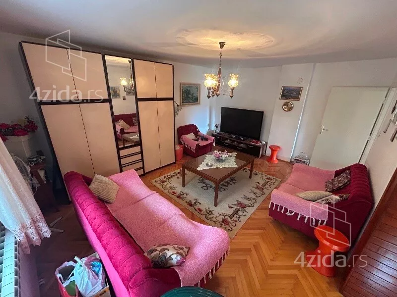 3-etažna kuća | 4zida