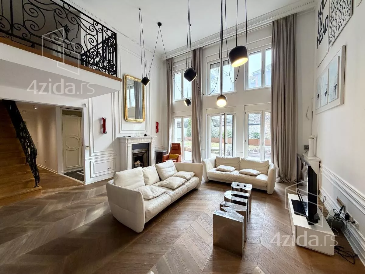 Petosoban stan | 4zida