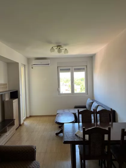 Dragoljuba Milovanovića Bene 84 | 4zida.rs