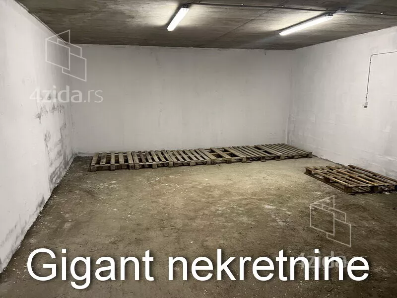 Garaža | 4zida