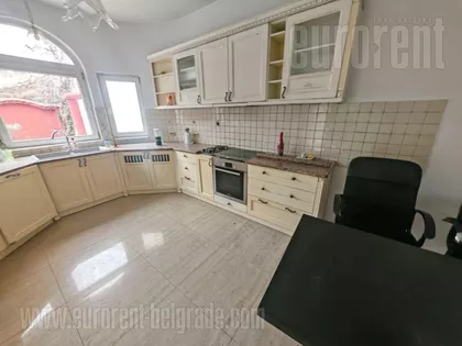 ZEMUN CENTAR | 4zida.rs