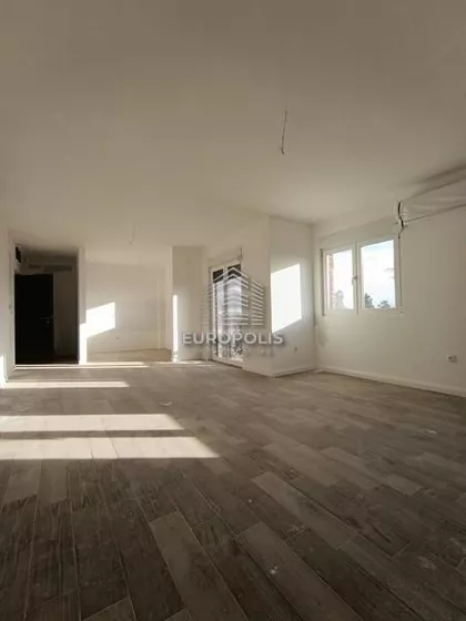 Milenka Pevca | 4zida.rs