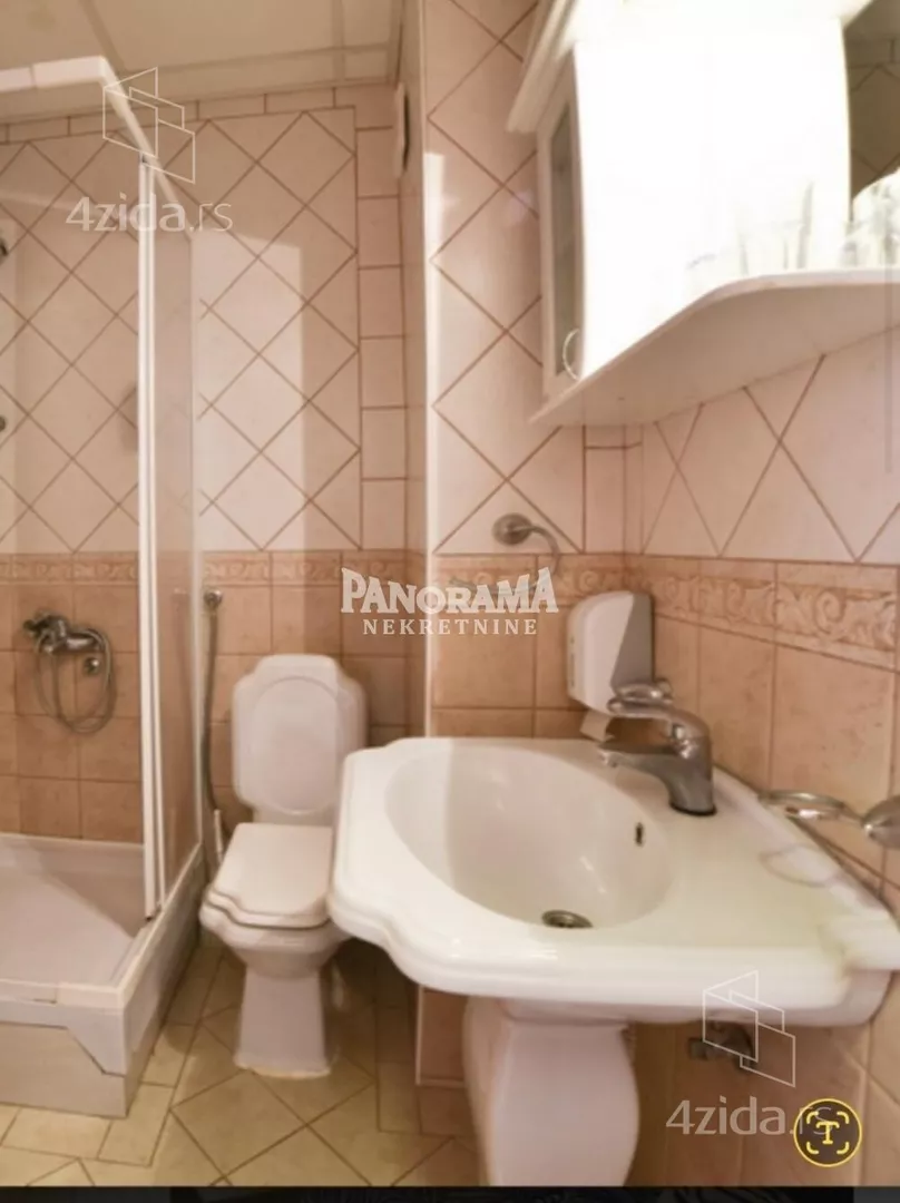 Ugostiteljski objekat | 4zida