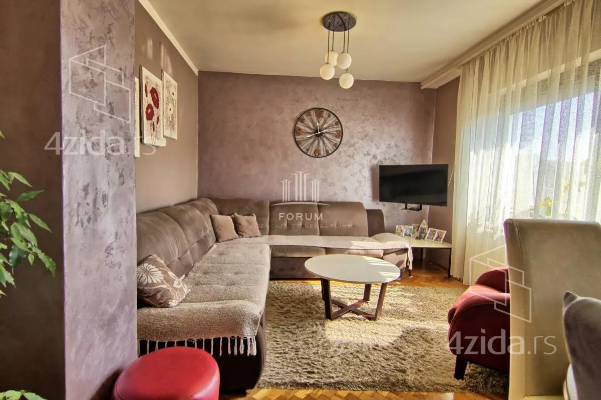 Troiposoban stan | 4zida