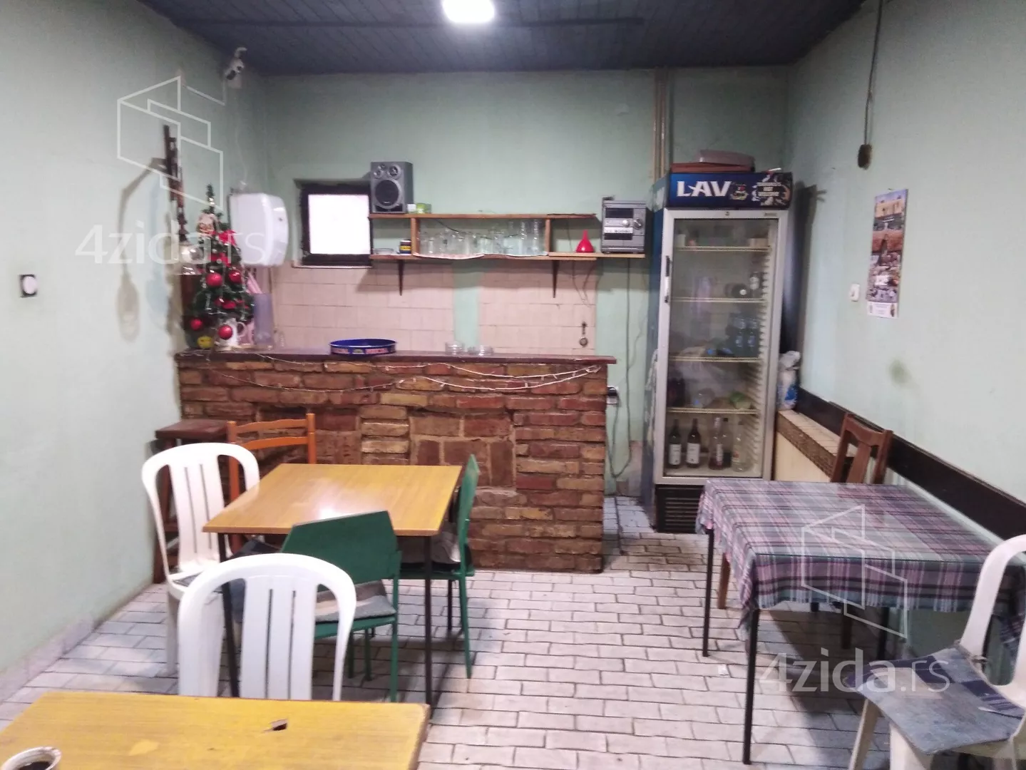 Lokal | 4zida