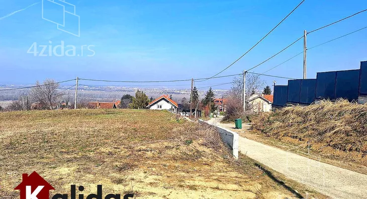Plac | 4zida