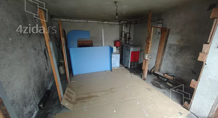 4-etažna kuća | 4zida