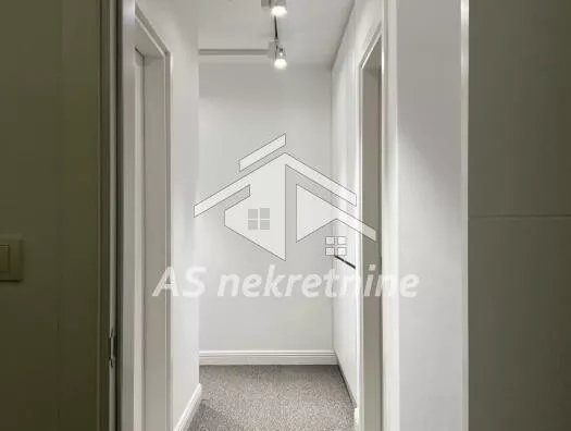 Kancelarija | 4zida