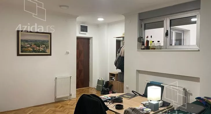 Četvoroiposoban stan | 4zida