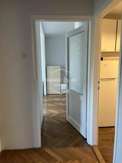 Pariske komune | 4zida.rs