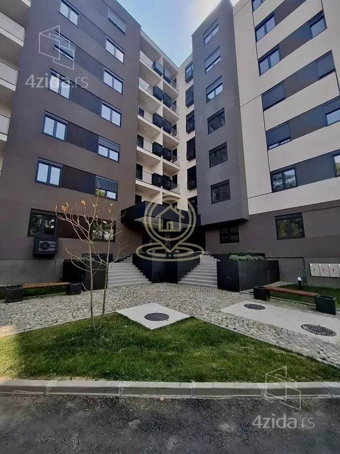 Garaža/Parking | 4zida