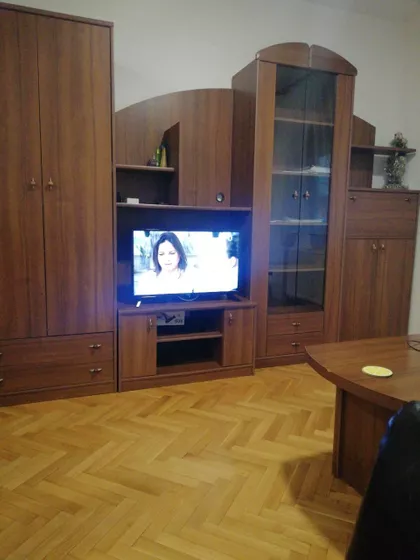 Kolo srpskih sestara | 4zida.rs