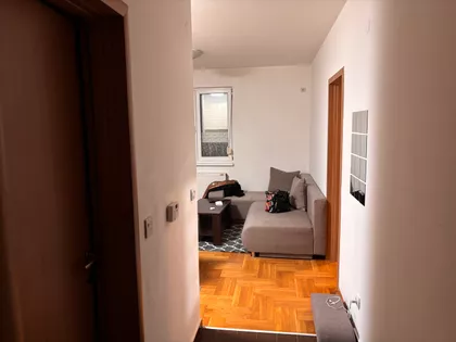 Vojvode Vlahovića 35 s | 4zida.rs