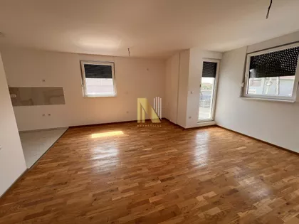 Veternička Rampa | 4zida.rs