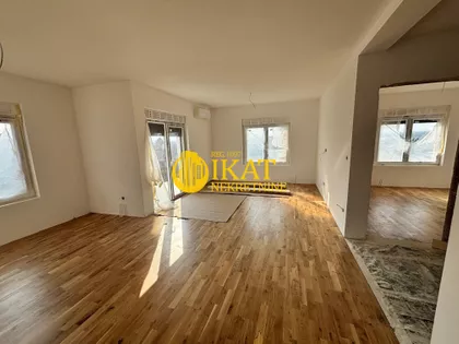 Bulevar Jna | 4zida.rs