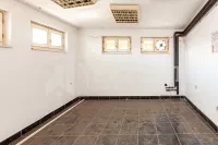 Lokal | 4zida