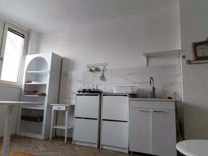 Mike Alasa | 4zida.rs