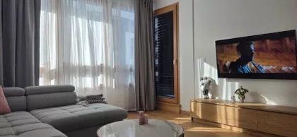 Tadije Sondermajera | 4zida.rs