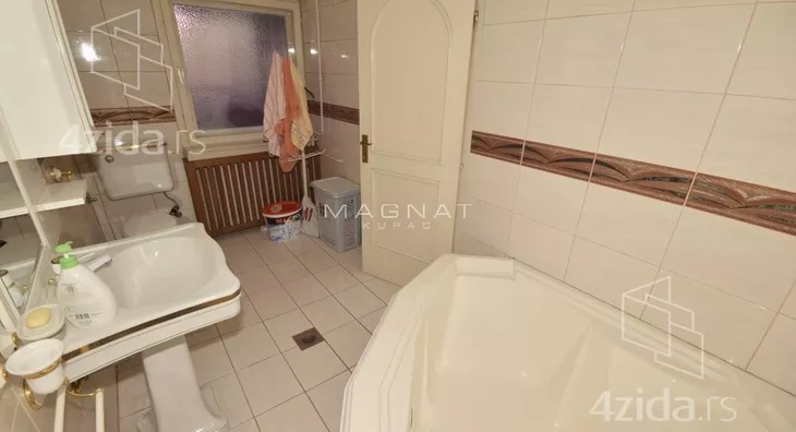 4-etažna kuća | 4zida