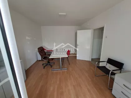 Karađorđev Trg | 4zida.rs