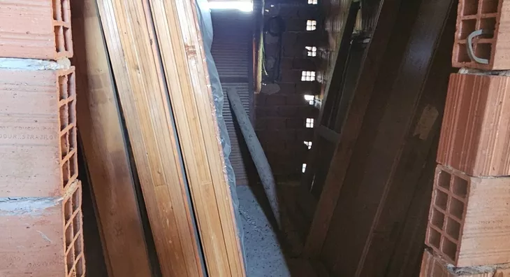 4-etažna kuća | 4zida