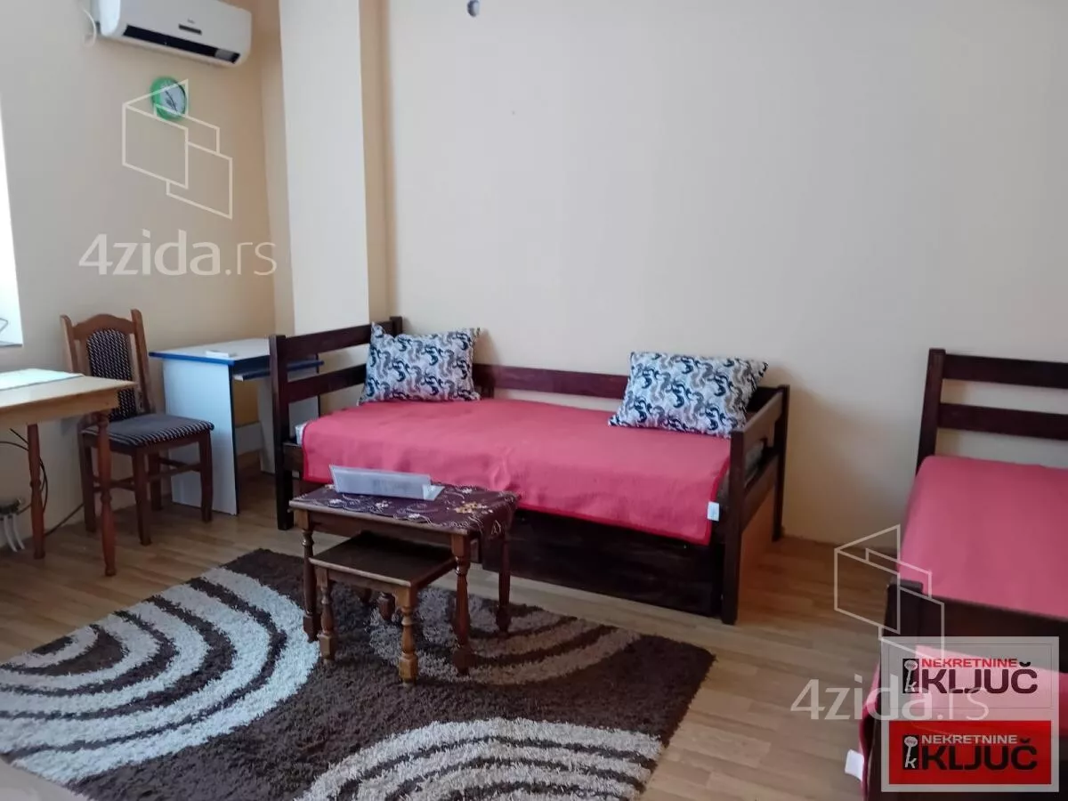 Garsonjera | 4zida