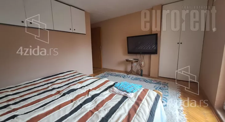 4-etažna kuća | 4zida