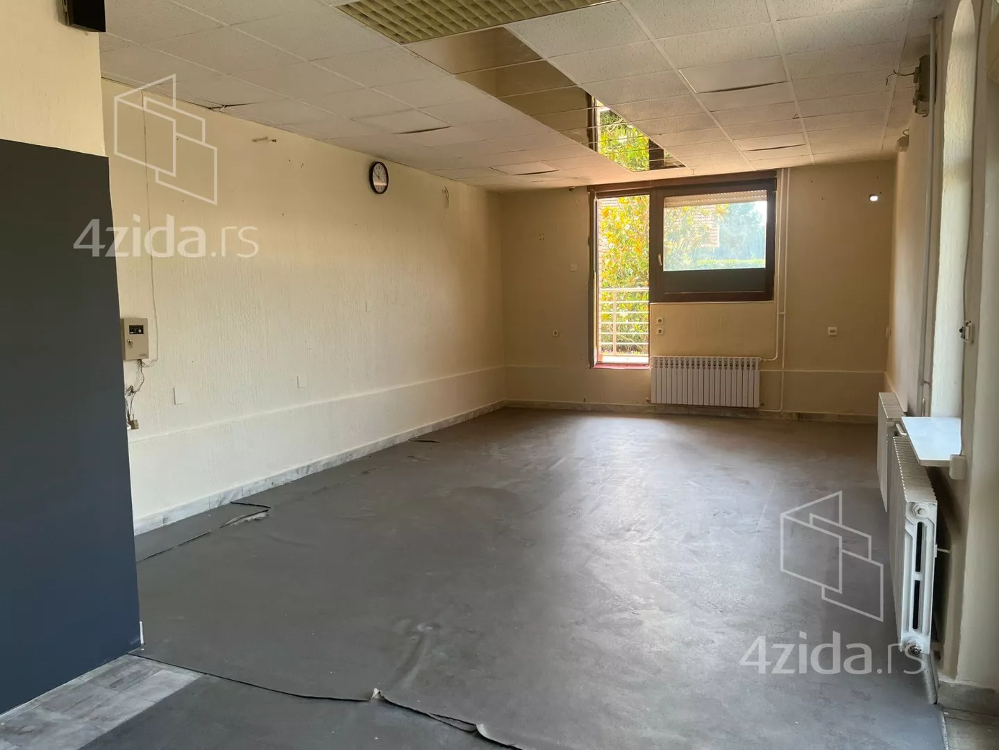Poslovni prostor | 4zida