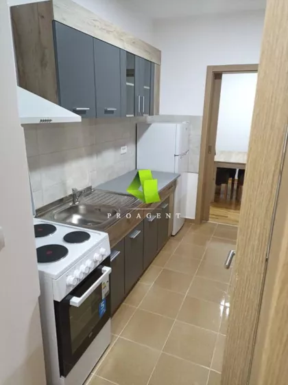 Nikola Tesla | 4zida.rs