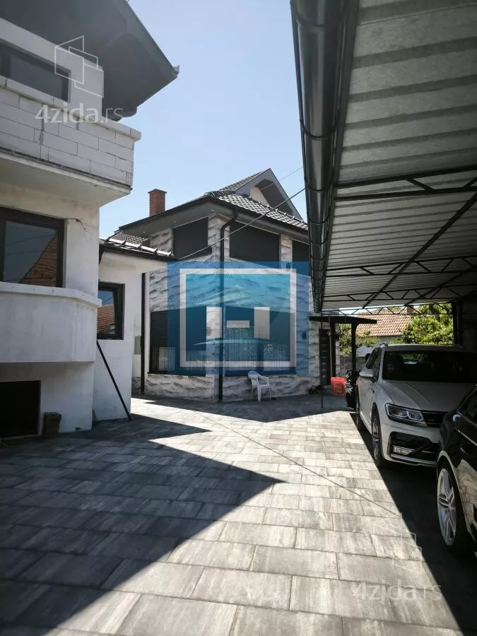 Kuća | 4zida