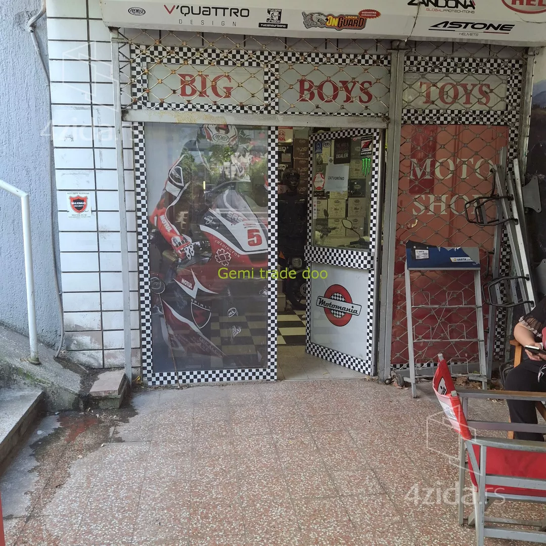 Lokal | 4zida