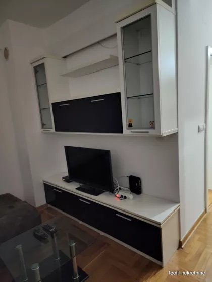 Mihizova | 4zida.rs