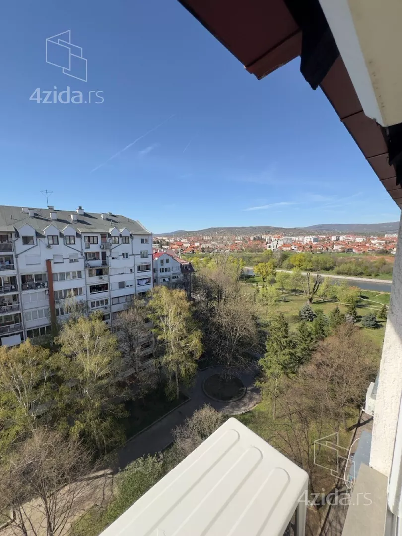 Garsonjera | 4zida
