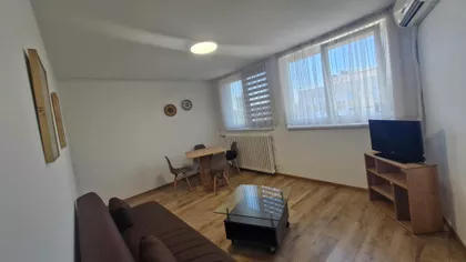 Pariske Komune | 4zida.rs
