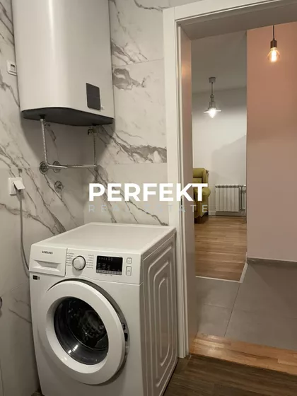 Karađorđeva | 4zida.rs