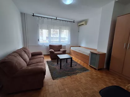 Bulevar Oslobođenja | 4zida.rs