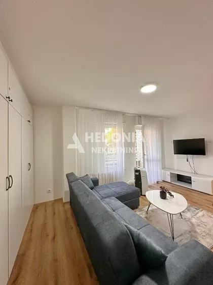 Bulevar Milutina Milankovića | 4zida.rs