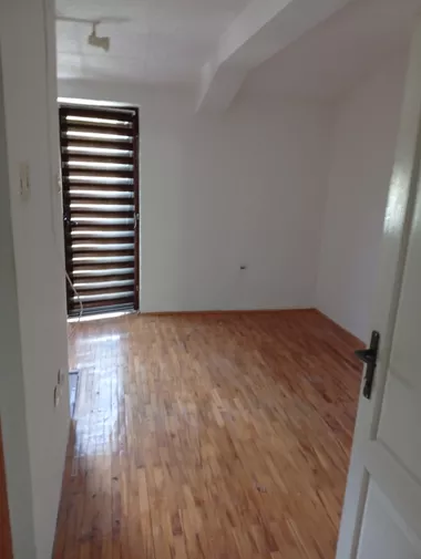 Ljubomira Nikolića 24