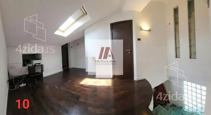 Četvoroiposoban stan | 4zida